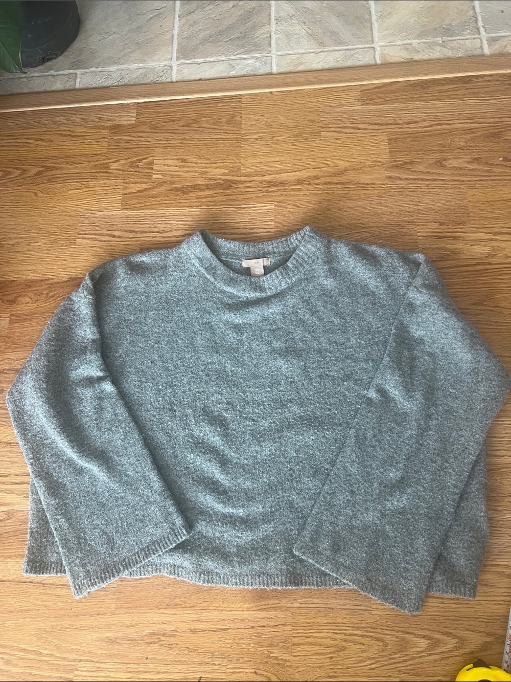 H&M Heather Gray Crewneck Sweater